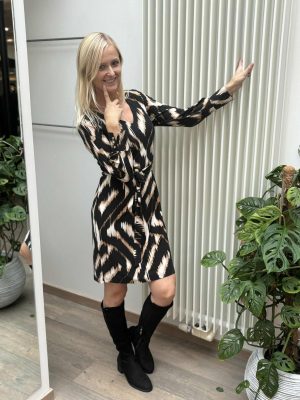 Kleedje met V-hals en print